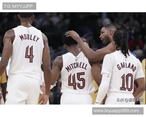 NBA精彩回顾火箭战胜骑士公牛力克开拓者勇士遭热火逆袭