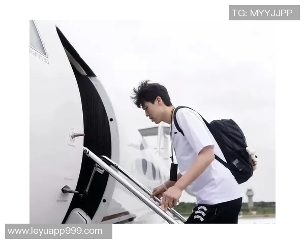 今天的表现如何杨瀚森幽默回应自评NobadSoSo引发共鸣