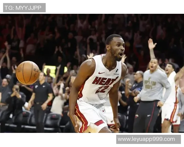 哈克斯盛赞约维奇潜力无限称其为球队带来全新战术活力